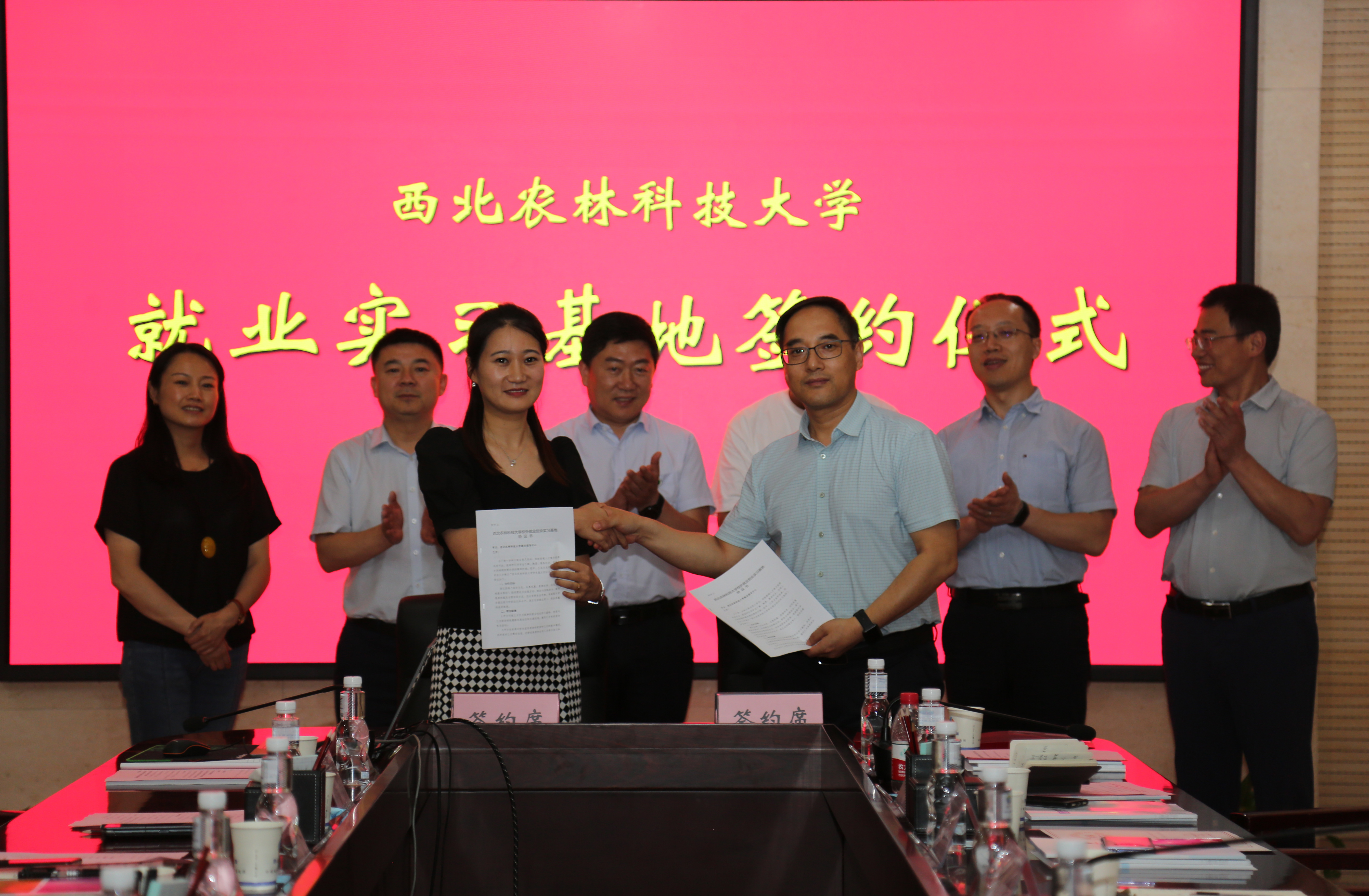 b8416031fdd547cfa12790af2961e1c3.jpg b8416031fdd547cfa12790af2961e1c3.jpg